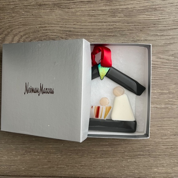 Nativity Ornaments Neiman Marcus Boxed Holy Family Christmas Ornament - Picture 6 of 7